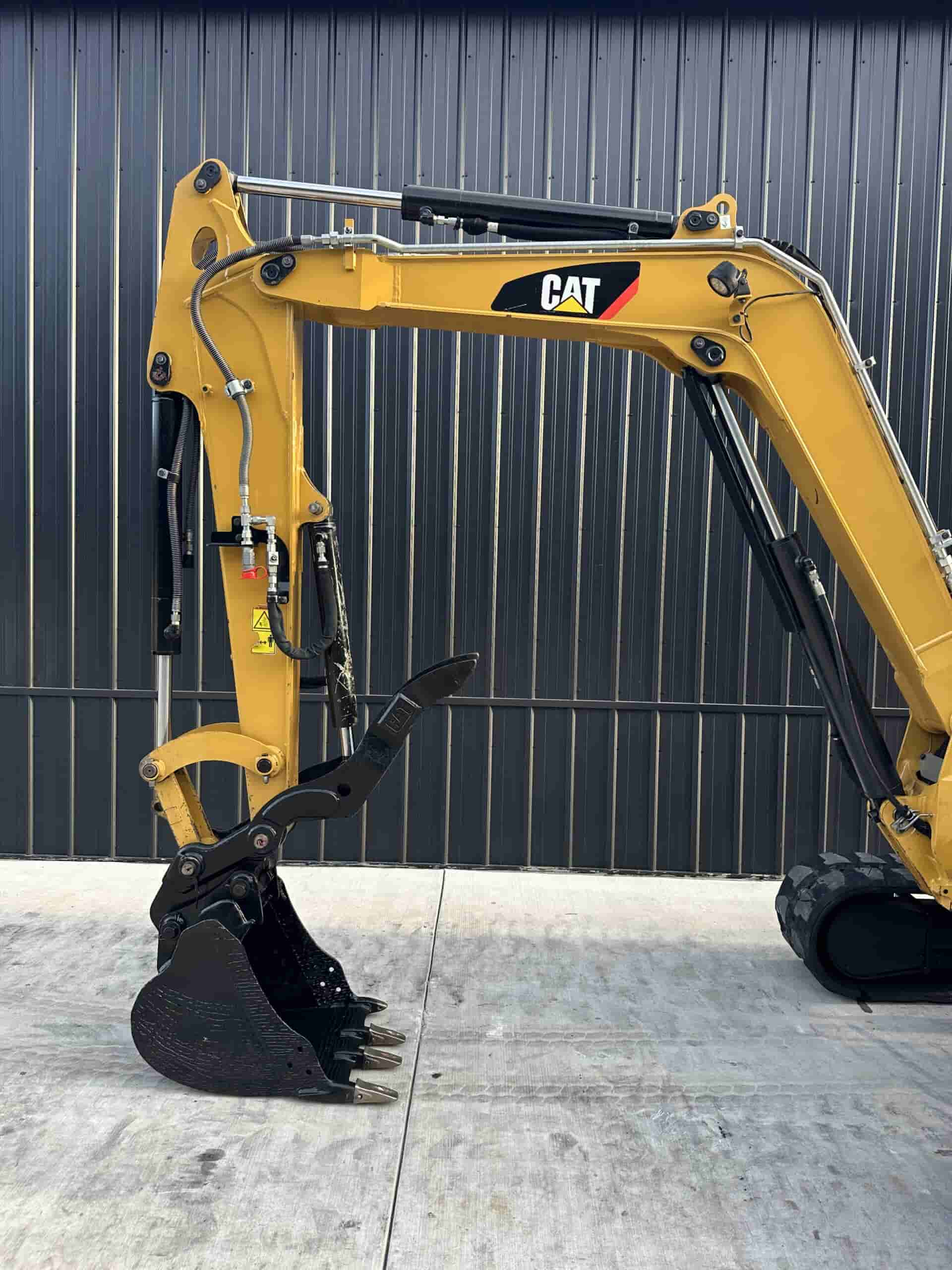 2019 CAT 305E2
